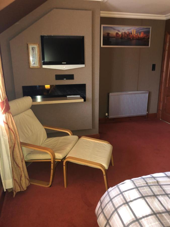 Tranquil Accommodation In A Great Location. Ланарк Екстериор снимка